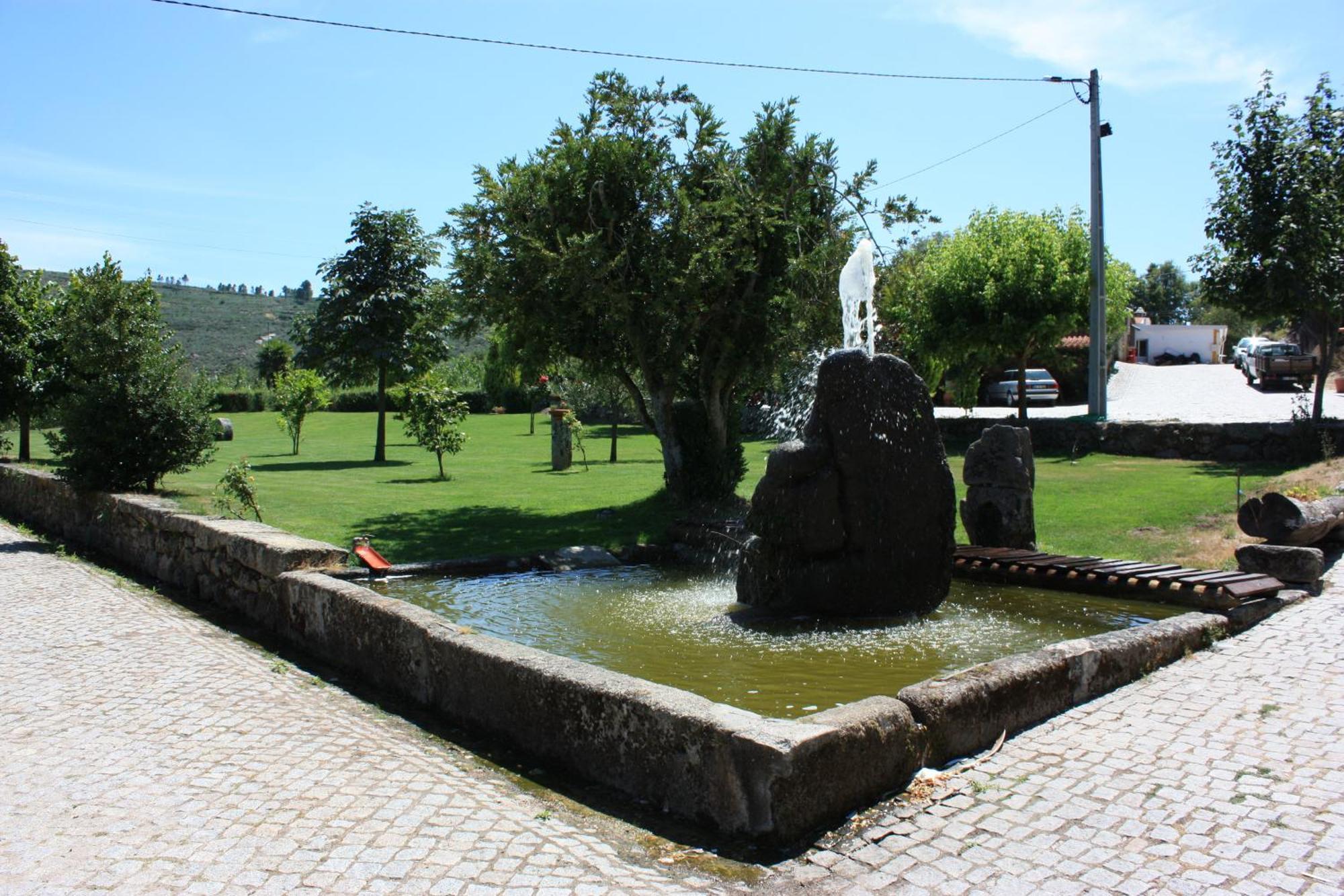 Quinta De Santo Estevao Hotel Rural Aguiar da Beira Luaran gambar